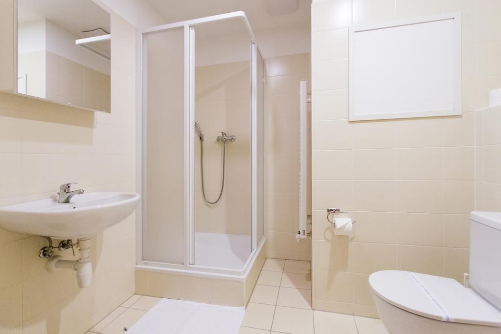Gol Garni Hotel 3*
